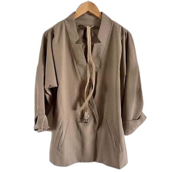 Mischa Barton Charlotte Jacket Taupe Size M NWOT - Picture 2 of 7